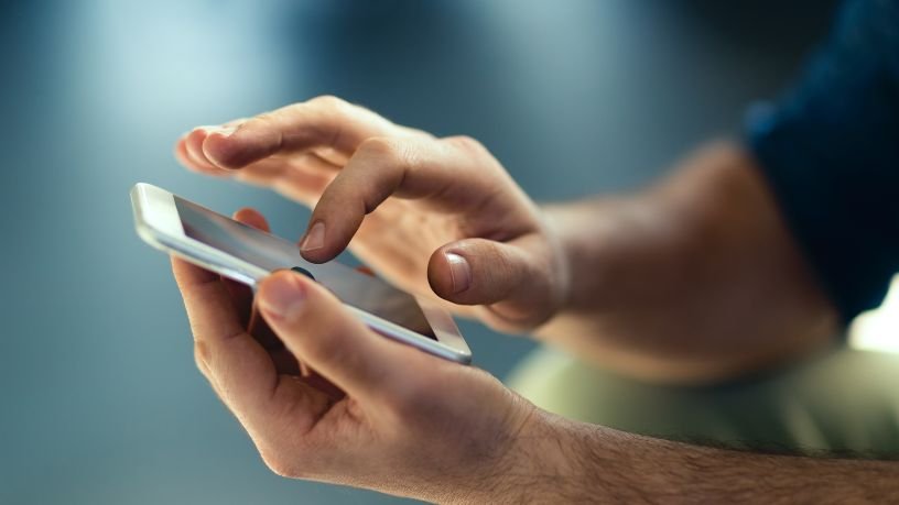 A ascensão dos dispositivos vestíveis com IA: Adeus aos smartphones?
